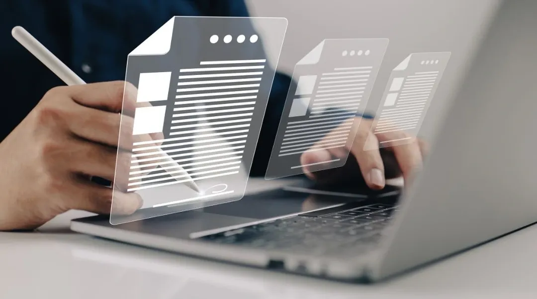 Digitale Vertragsunterzeichnung für Mietzinsdepot am Laptop